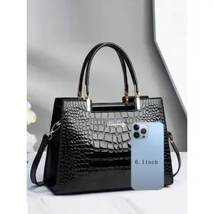 Fashionable Handbag, Letters Decorated Large Capacity Handbag, Elegant Shoulder Bag for Women, Trendy Versatile Daily Commuting Bag, High Capacity Handbag