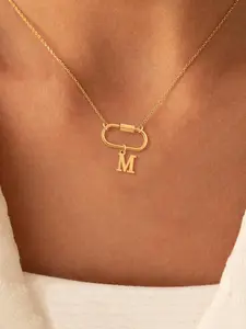 Letter Charm Decor Carabiner Lock Pendant Necklace Initial for Women, Stainless Steel Jewelry for Party, Daily Clothing Decor, Trendy All-match & Exquisite Jewelry for Gift