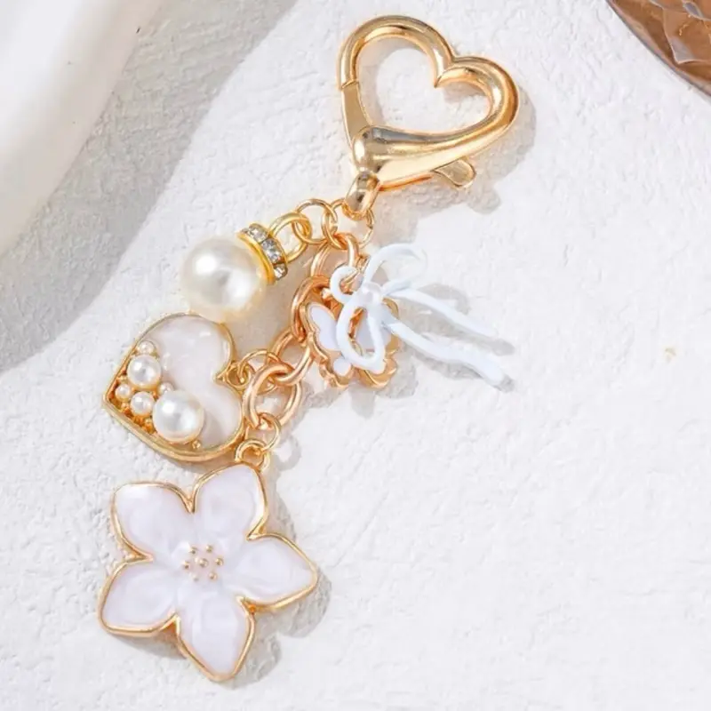Practical Stylish Keychain, Unisex Fashion Accessory with Split Ring and Durable Steel Ring, Costume Jewelry Keychain for Daily Use