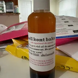 Lwi'I KONT Baka Oil Against Evil Spirit