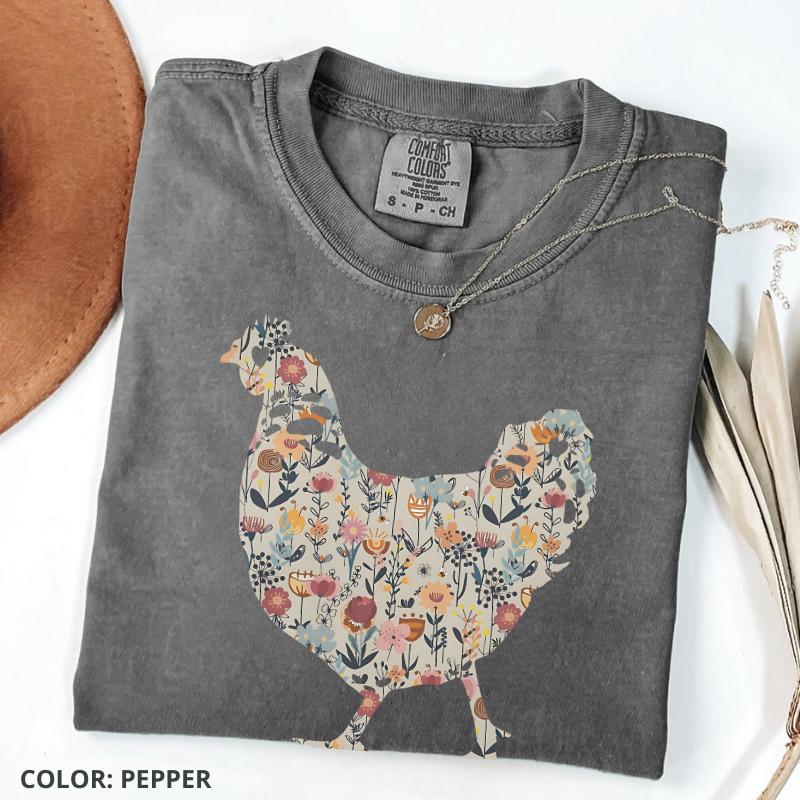 Comfort Colors Funny Chicken Shirt, Floral Farm T-Shirt, Comfort Colors Tee for Chicken Lovers, Retro Farmhouse Backyard Hen, Cute Gift for Women Her