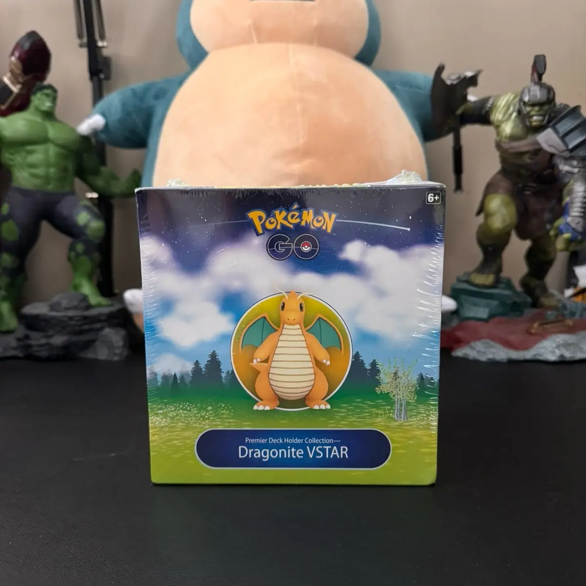 Pokémon TCG: Pokémon GO Premier Deck Holder Collection Dragonite VSTAR