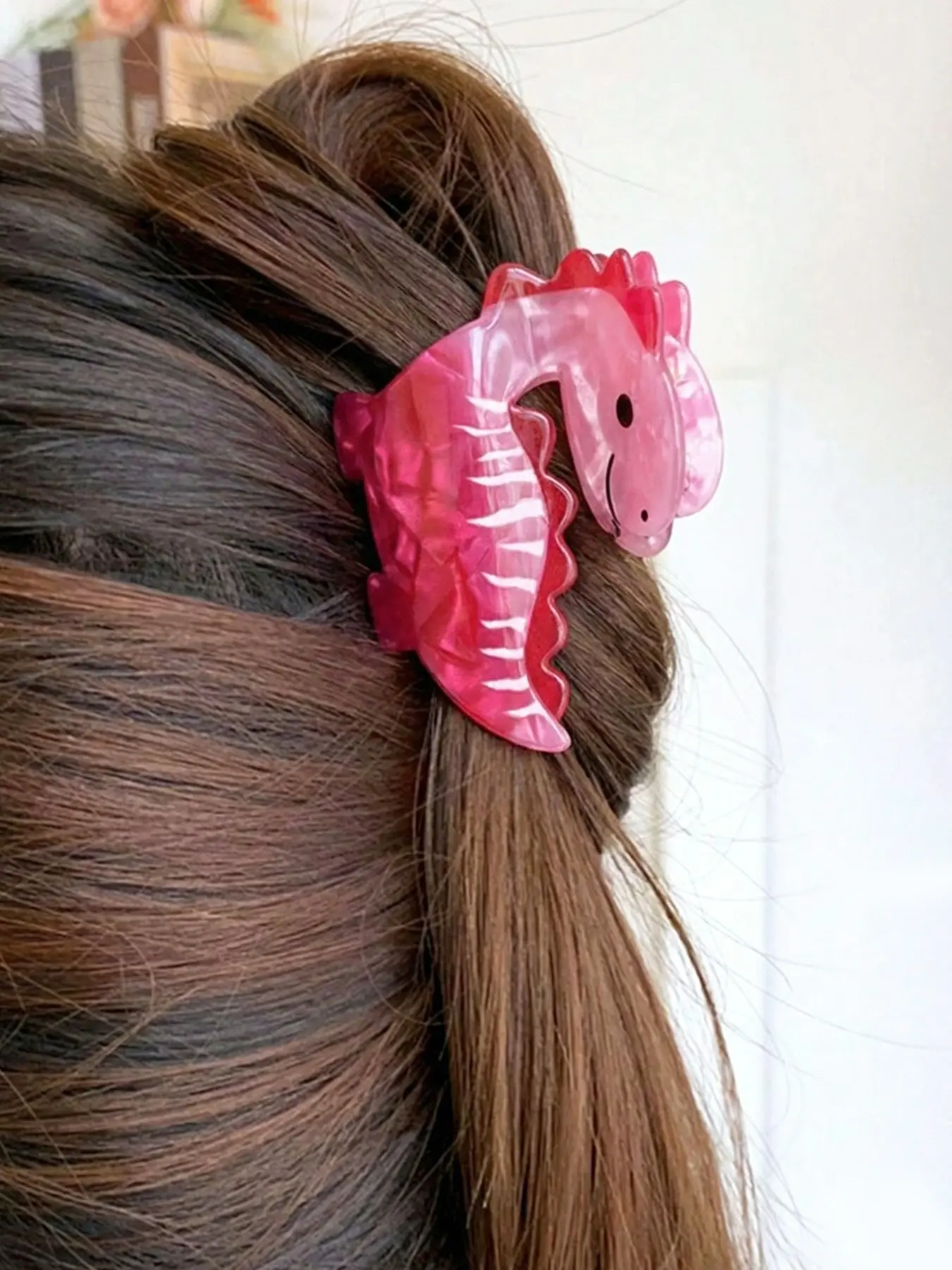 Cute Dinosaur/Cartoon Design Hair Claw, ClawClips, Super Cute Clips, Fashionable Hair Accessories for Women &Girls, Casual Versatile Hair Accessories for DailyWear