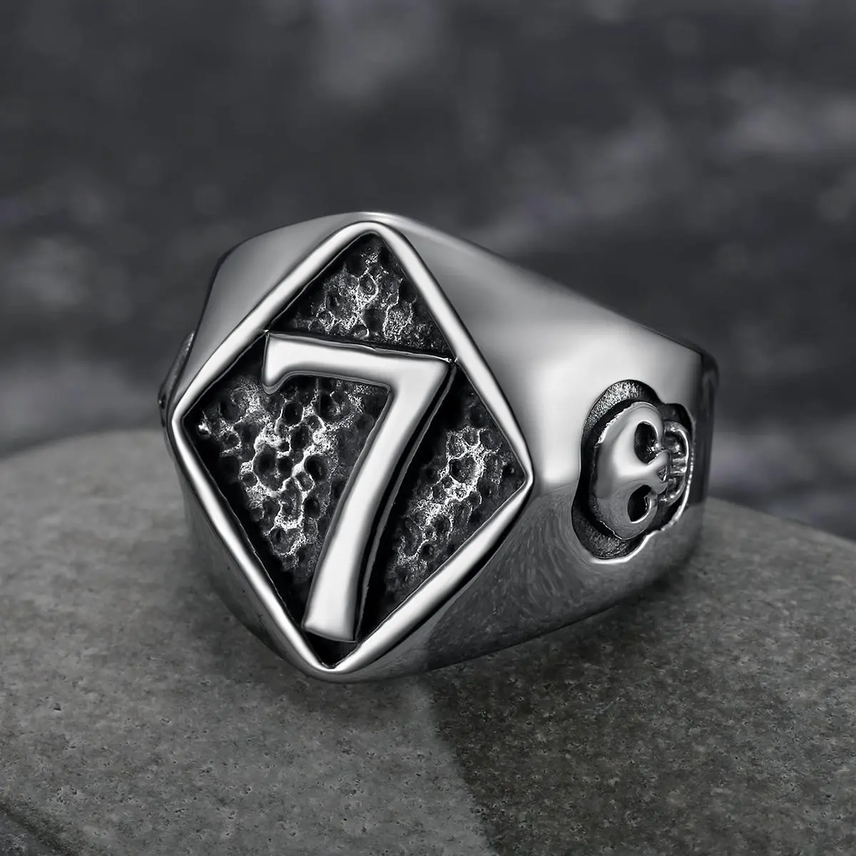Men's Gothic Skull Stainless Steel Ring - Retro Hip-Hop Party Wear, Elegant Fashion Jewelry Accessory, Elegant Fashion Rings, Fashionable Jewelry Accessories, Gothic Fantasy Rings