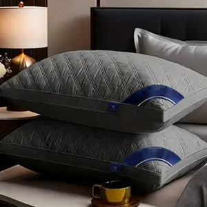 Classic three-line grid comfortable anti-collapse sleeping pillow, suitable for side sleeping and back sleeping. Soft, lightweight and machine-washable bed pillow, fits the neck with soft resilience. Breathable pillow, soft pillow.