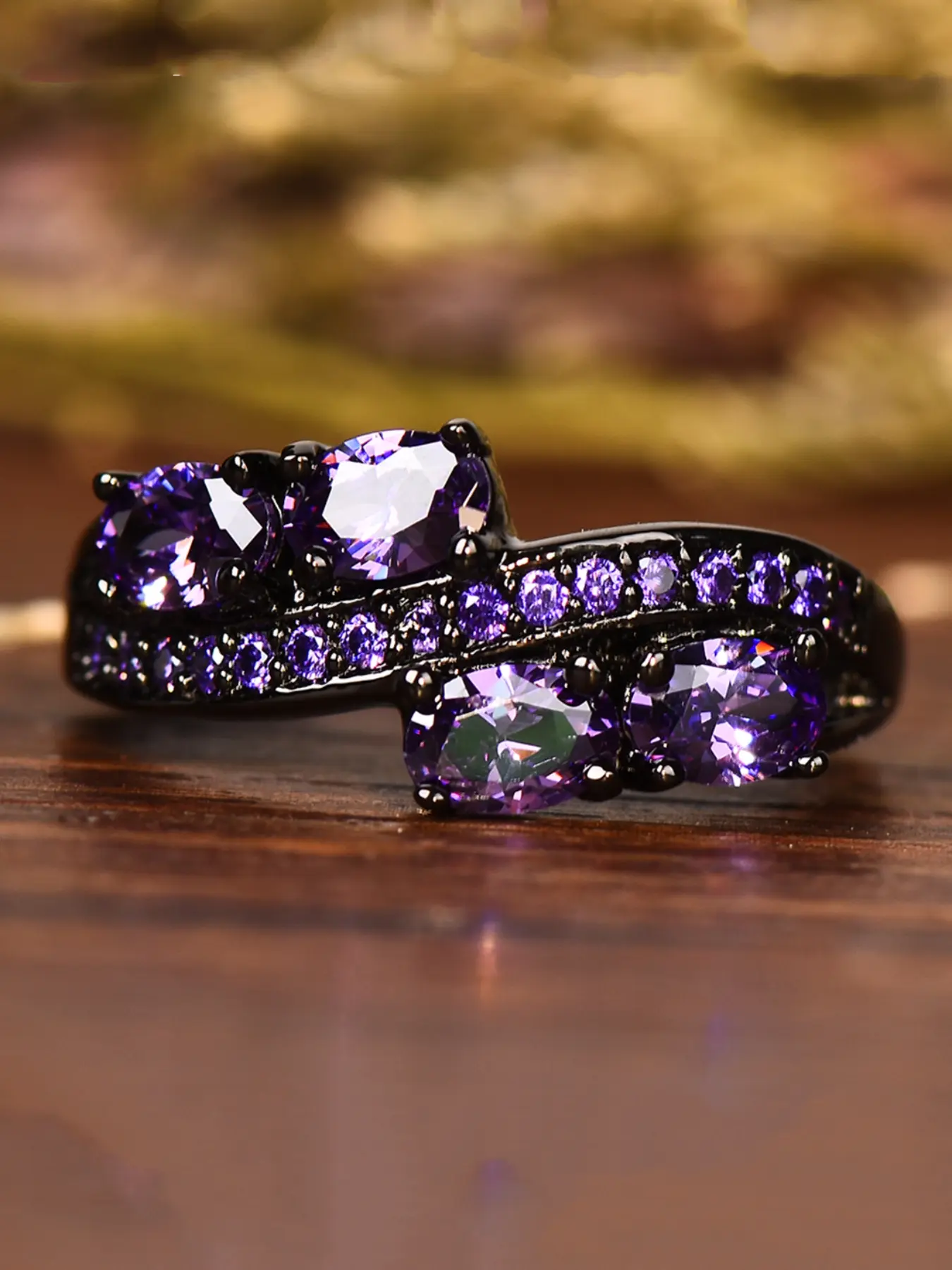 1 Piece Unique Black Rings for Women Stackable Design Engagement Ring, Statement Multi Ring, Artificial Gemstone Ring, Metal Coated Copper, Perfect for Parties & Birthdays, Elegant Gift Idea for Girls, Stackable Finger Rings
