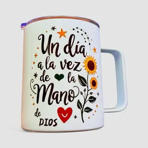 “Taza Blanca Personalizada – Un Día a la Vez Mamá – Regalo para Café o Té”