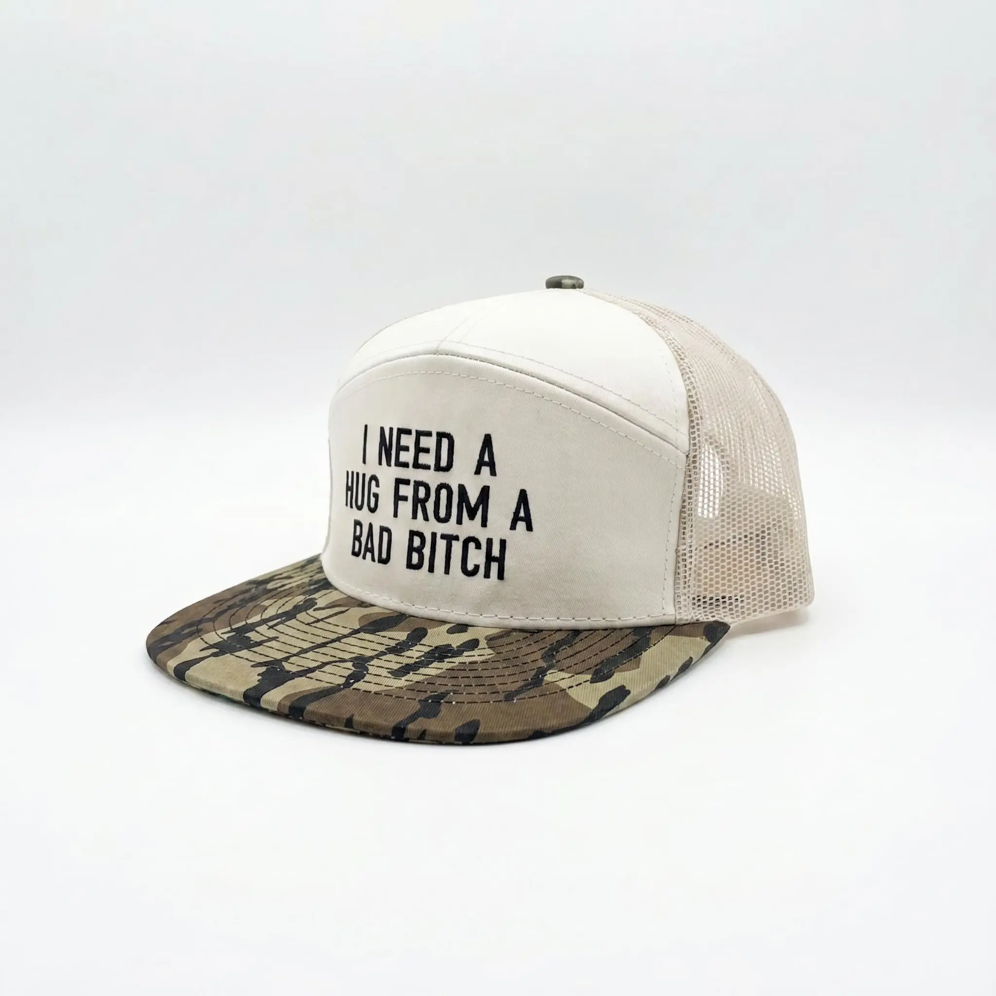 " I Need A Hug From A Bad Bitch" Printed Trucker Cap - Unisex Funny Breathable Trucker Caps, Adjustable Size Printed Text Hat, Mesh Back Snapback, Everyday Casual Adult Fashion Accessory