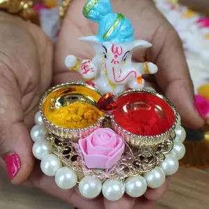 Elegant Pooja Thali Set of 4 | High-Quality Metal with Ganesh Murti & Floral Accent | Perfect for Diwali, Weddings, Housewarmings | Cherished Ritual Gift