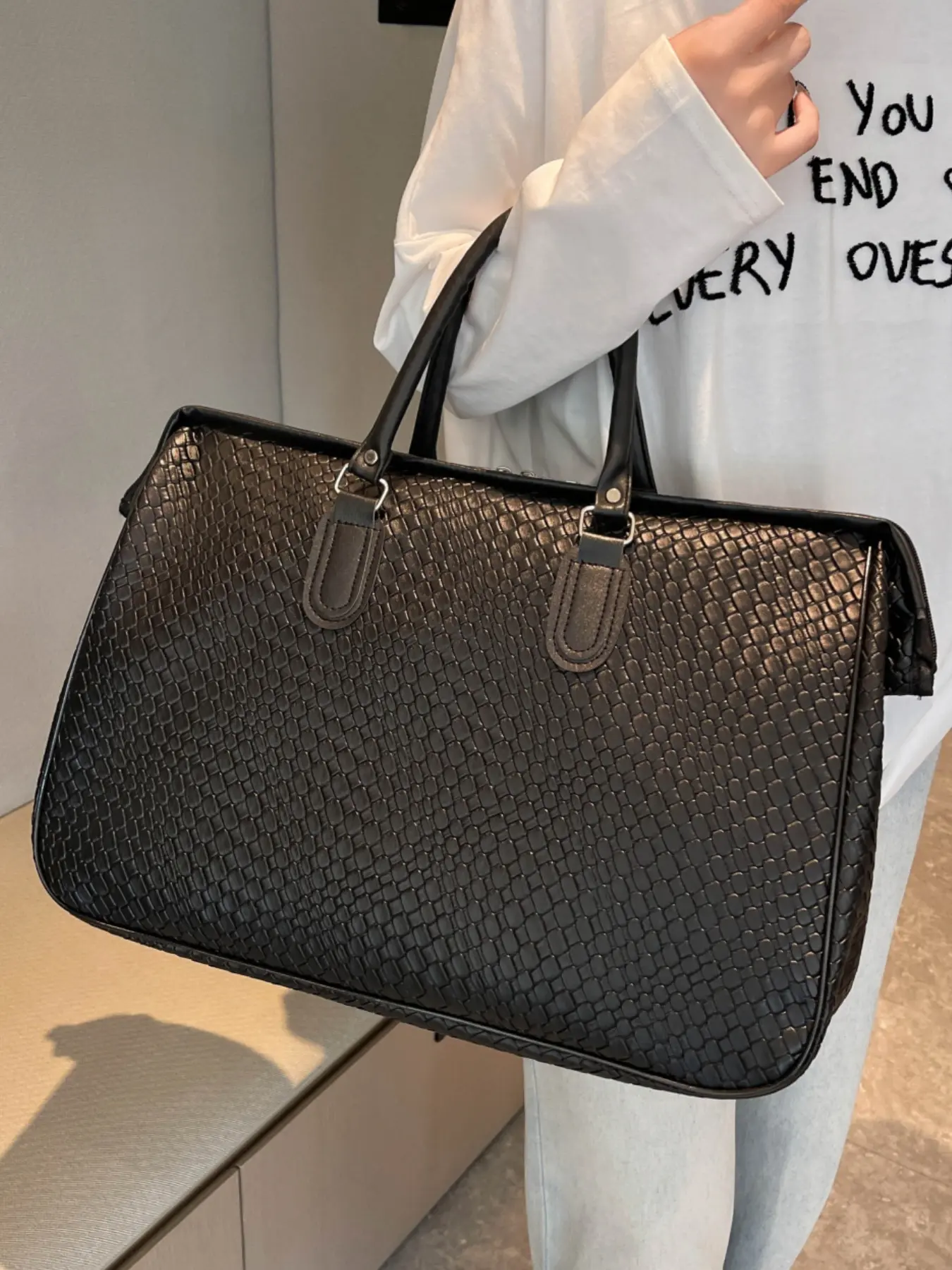2025 Fashionable Commuting New Style Casual Travel Bag, Large-Capacity Water-Resistant Sports Yoga Gym Bag, Unisex Solid Black Minimalist Tote Bag, Business Trip Laptop Bag
