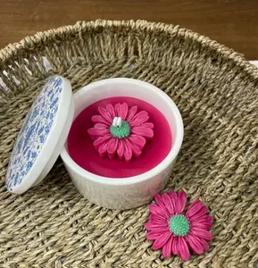 Apple Scented Candle - Crisp Aroma with Apple Wax - Non-Toxic Household Candle for Cozy Atmosphere - Decor