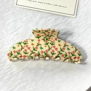 Ditsy Floral Mama Claw Clip