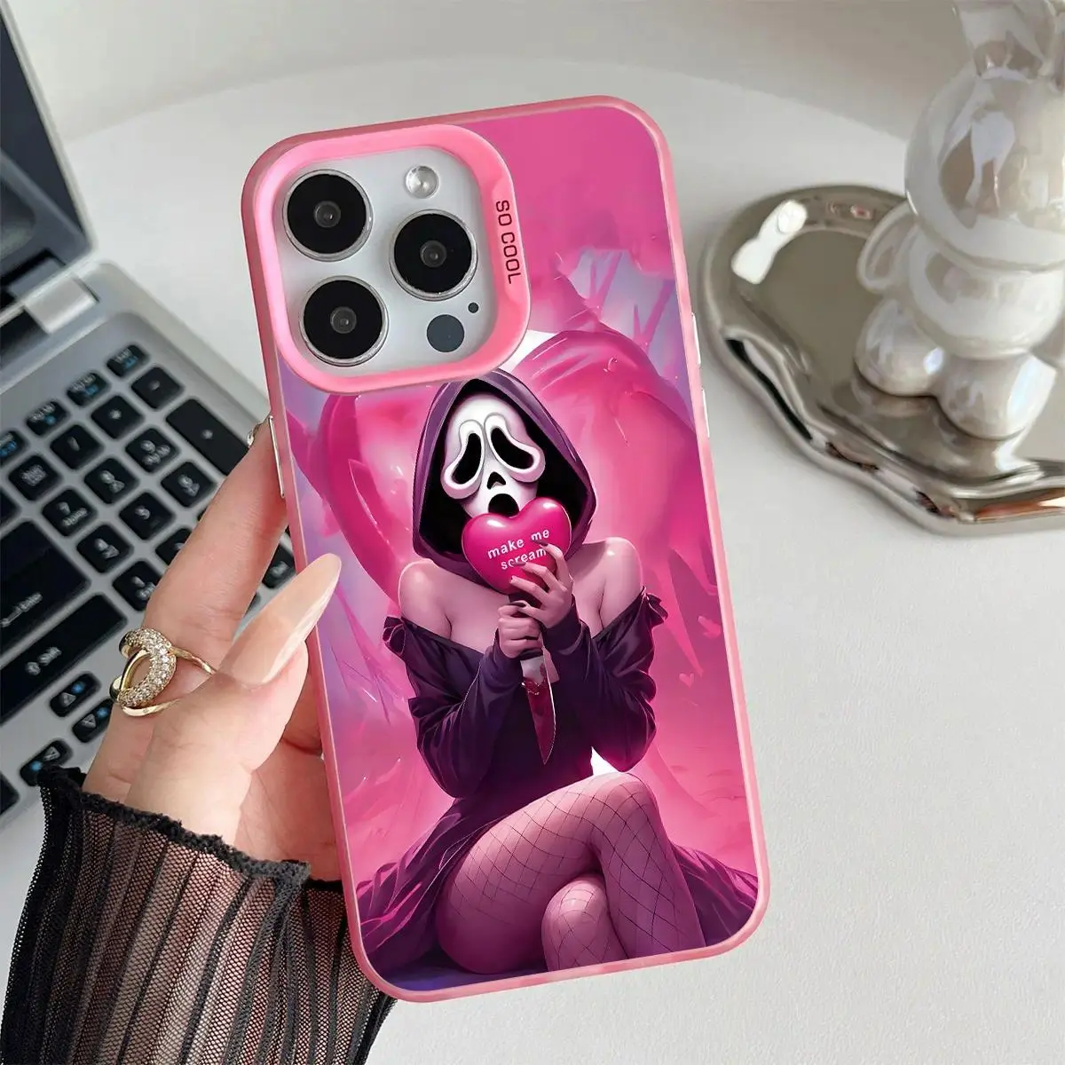 Cute Ghost Face Pattern Shockproof Cellphone Case, Affordable Durable Halloween Protector Casing for iPhone 7 8 X XR 11 12 13 14 15 16 17 Pro Max Plus Air 17E Mobile Phone Accessories