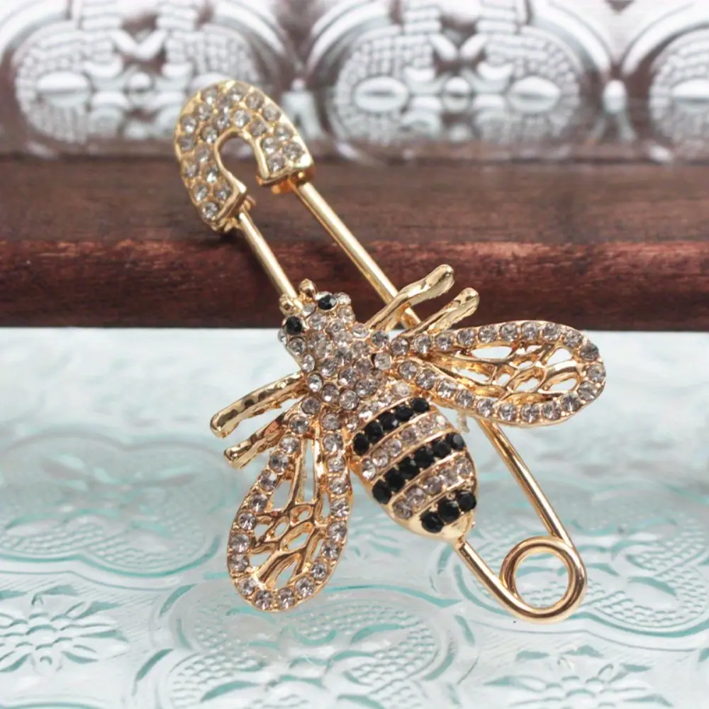 Cute Personality Creative Fashion Drip Rhinestone Bee Brooch