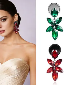 vanku 2pcs Sparkling Crystal Dangle Ear Plugs, 316 Stainless Steel, Hypoallergenic, Elegant Ear Gauges, Body Jewelry for Weddings & Parties