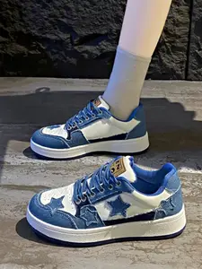 Fashionable Star Pattern Lace Up Sneakers, Casual Comfortable Sports Shoes for Women, All-match Round Toe Shoes for Daily Wear
