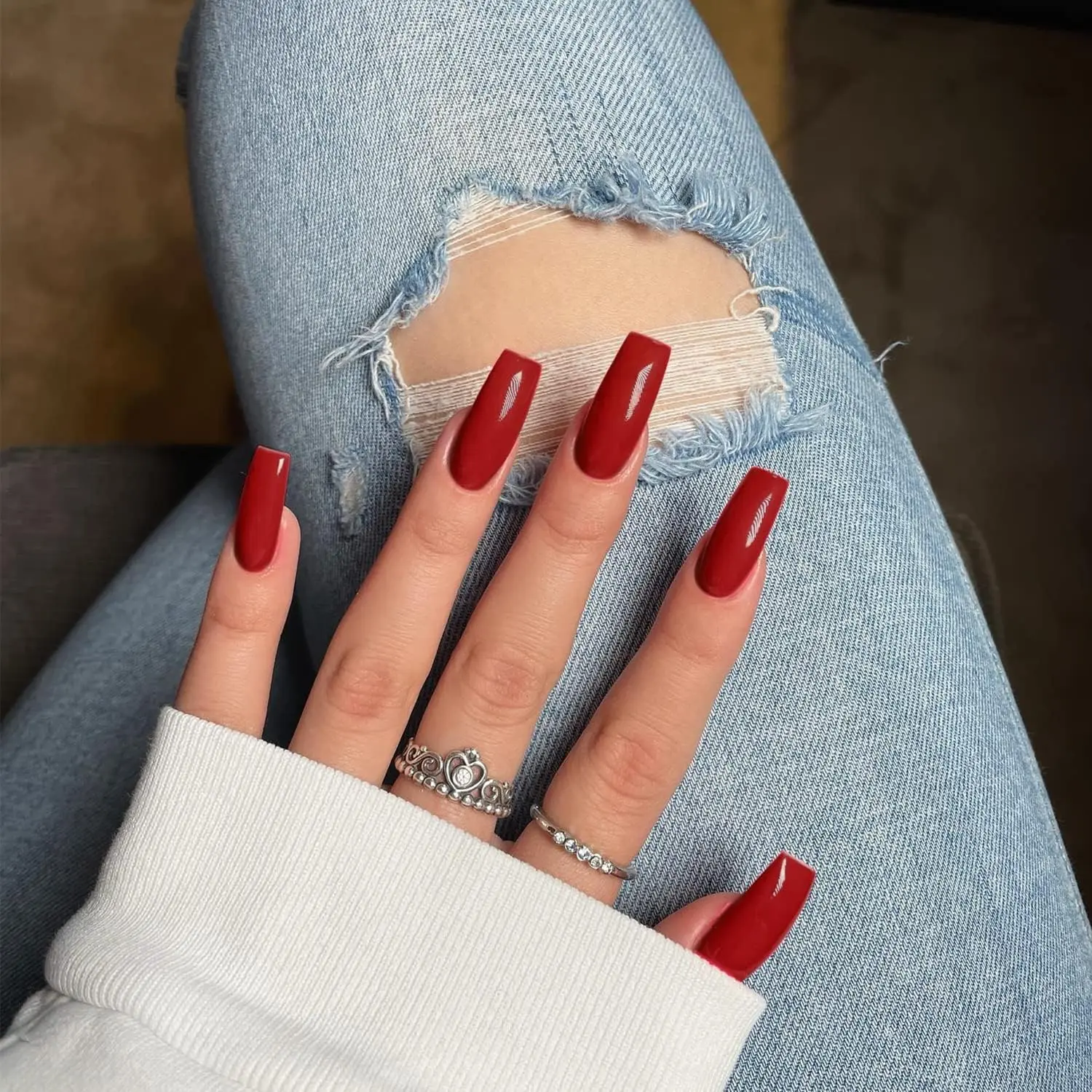 Red Press on Nails Medium Long Square, Xcreando Medium Coffin Nails Acrylic Nails Press Ons Glue on Nails Medium Length, Solid Color Fake Nails for Women Holiday Thick Artificial Nails XCREANDO