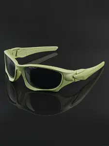 Classic Retro Fashion Glasses for Men and Women, Unisex PC Frame, Durable, Perfect for All Occasions, Ideal Gift for Events and Daily Wear