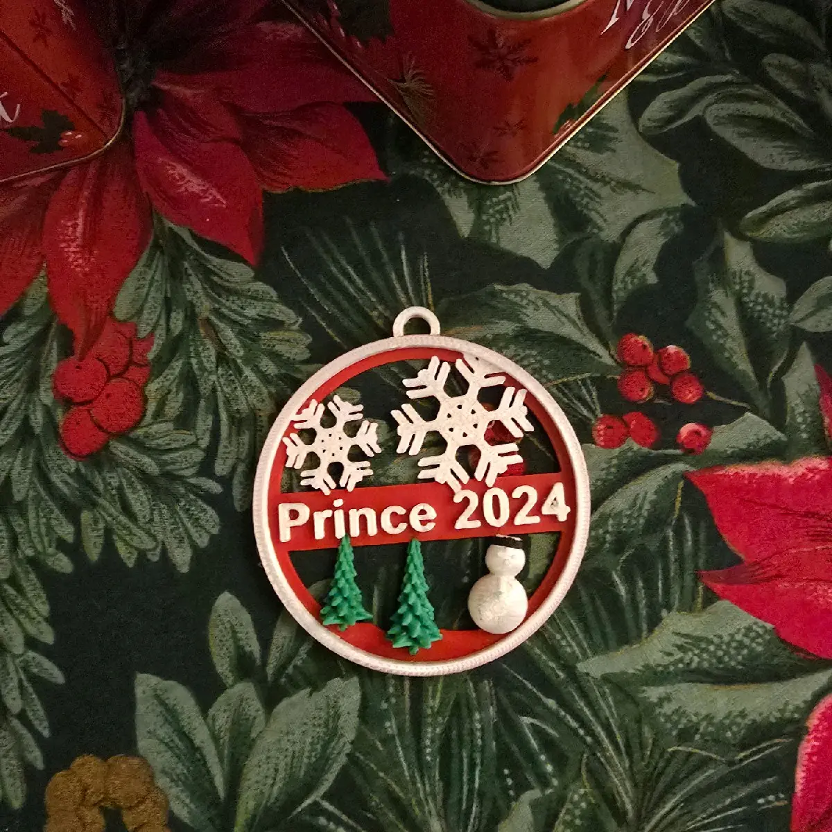 Personalized Christmas Ornaments with Your Name and Year - Festive Home Decor Tree Decoration