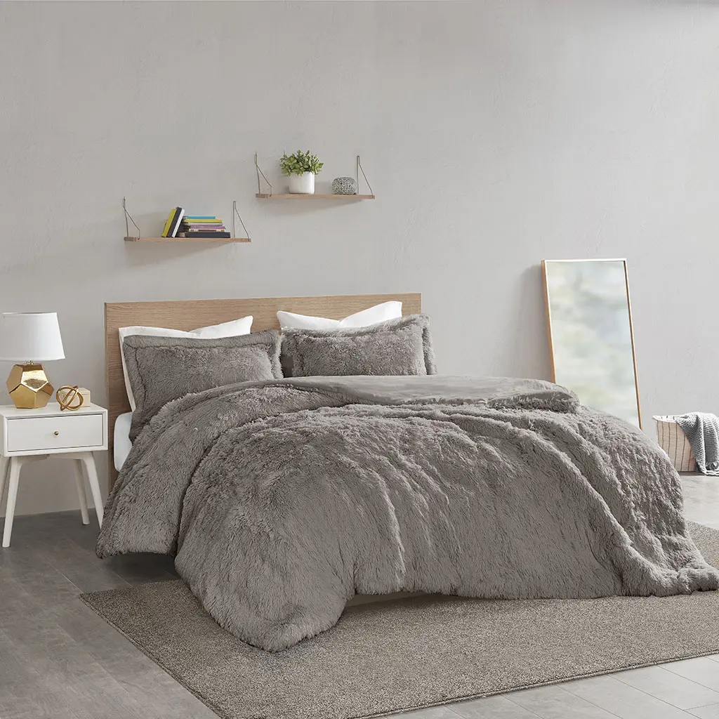 Intelligent Design Malea Shaggy Duvet Cover Set - Soft Luxury Contemporary Home Decor Bedding, Fur Texture, Solid Plush Reverse, 100% Polyester, Hypoallergenic Polyester Fill, Machine Washable (King/Queen Sizes)