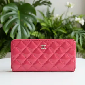 Pre-owned CHANEL Leather Small Leather Goods Pink Quilted Wallet
