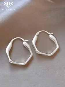 Women's Elegant Geometric Metal Ear Cuffs, Vintage Fashion Jewelry, All-Season Accessory, No Choking Hazard, Classic Style