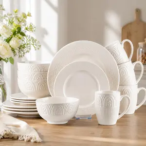 16-Piece Ceramic Dinnerware Set – Includes mugs, complete tableware, solid white porcelain with embossed design. Dishwasher safe and microwaveable, perfect for all meals, suitable for 4 people.