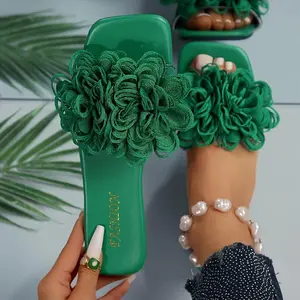 Women'sFlowerDesignSlideSandals-ElegantSquareOpenToe,FashionTravelBeachFlatSlideShoes-ForSummer-Women-PerfectforCasualWear&Vacations-IdealGiftforHerGift