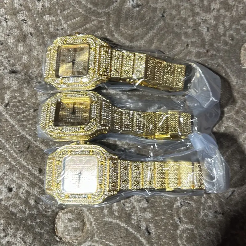 Gold Watch - Simple Product Title Based on Given Information