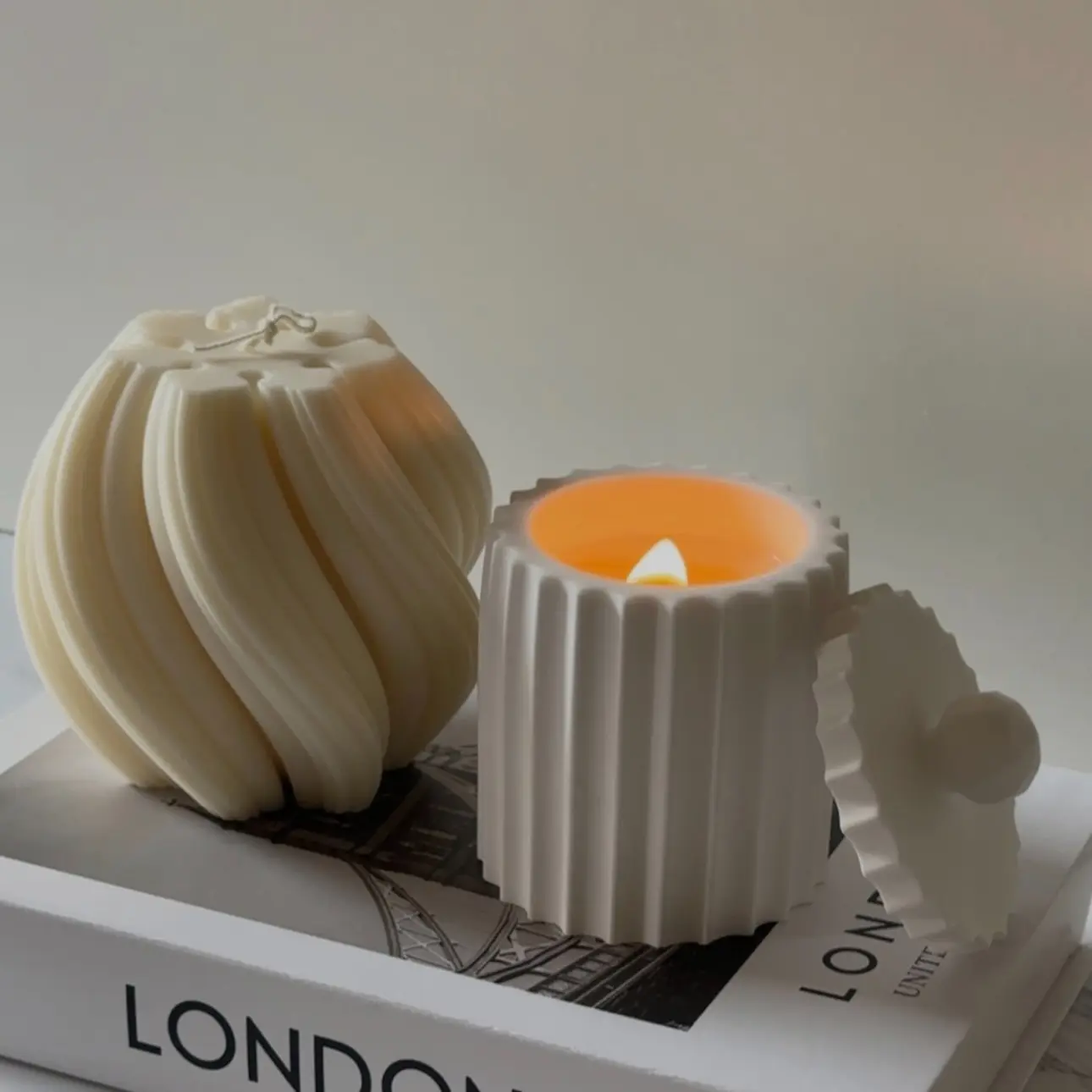 Nes Scented Candle, Home Decor Accent Candle, Home Supplies for Living Room Ambience