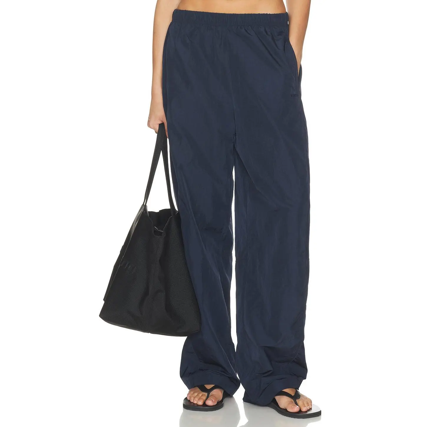 Vuori Retrograde Track Pant in Ink