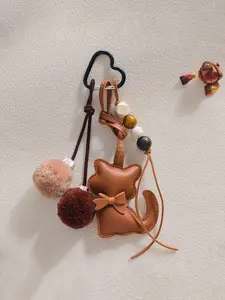 PU Cat Keychain Bag Charm, Fashion Plush Bag Accessory, Fuzzy Keychain, Perfect for Various Bags and Keys, Stylish and Cute Design