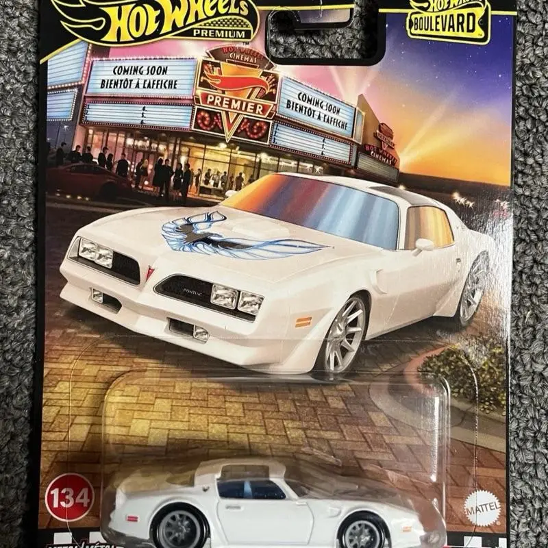 New 2025 Hot Wheels Premium Boulevard #134 ‘77 Pontiac Firebird TA Mint!