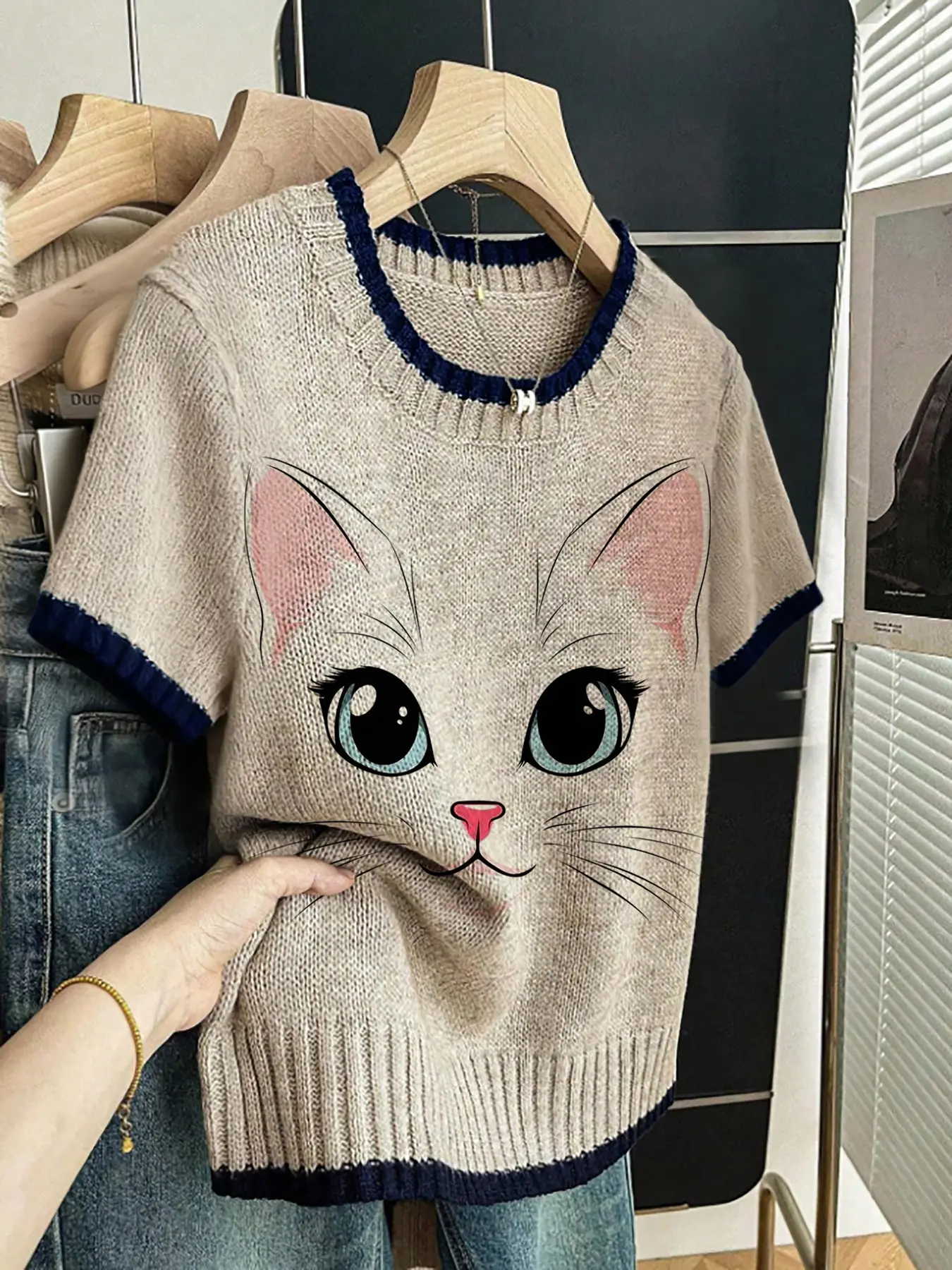 Women's Cute Cat Print Knitwear Sweater T-Shirt, Round Neck Short Sleeve, Casual Breathable Color Block Design, All Seasons Wear, Fit, Casual Loose Jumpers, Womenswear, Tops