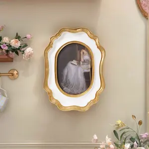 Creative Frame with Edge Design, Resin Material Photo Display Frame for Home Decor, Photography Prop Decoration, High Quality Frame