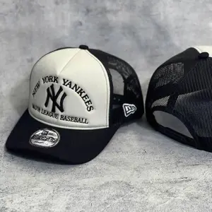 New Era 9FIFTY New York Yankees pink MLB Cap - Adjustable Classic Baseball Hat