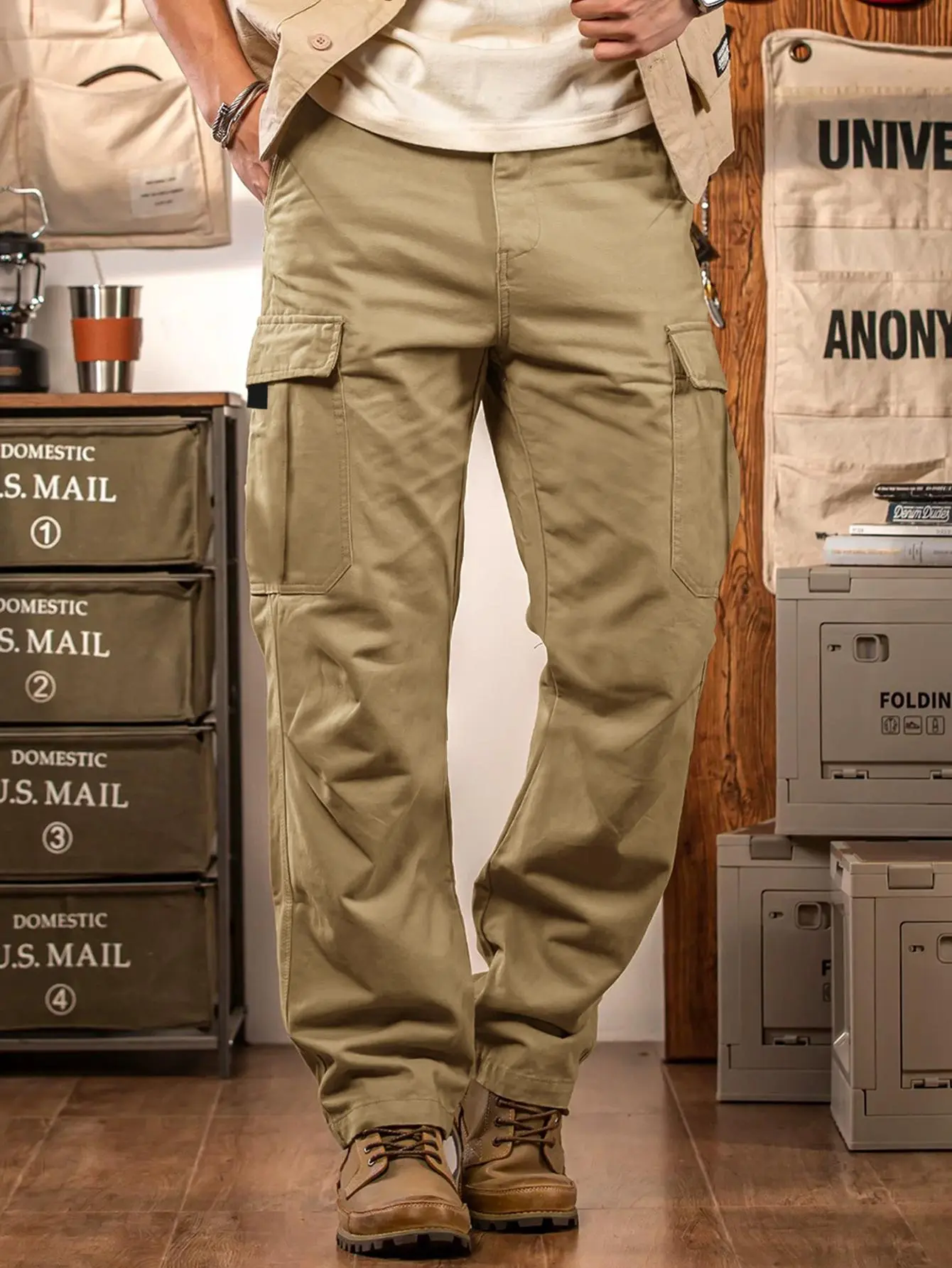 Men’s retro workwear straight-leg casual pants — versatile long trousers with large side pockets, American motorcycle workwear wide-leg design