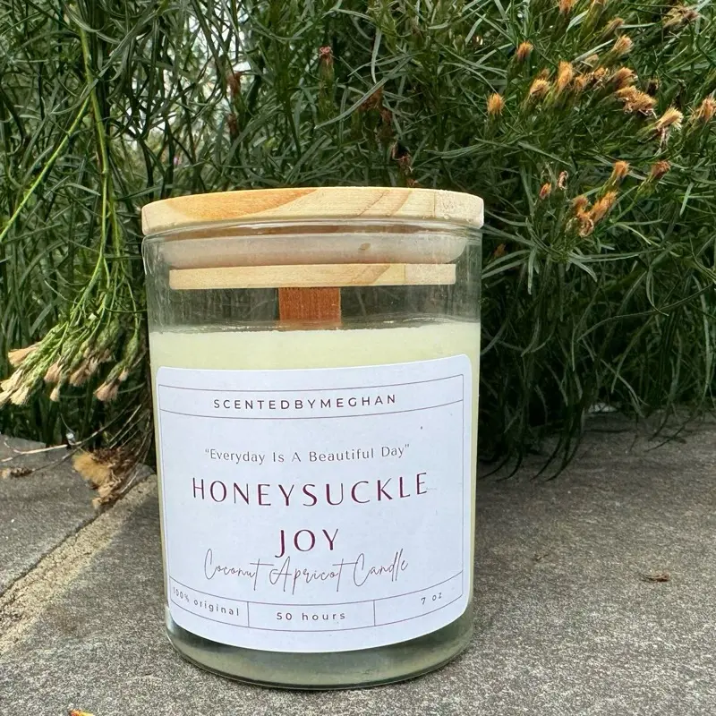 Honeysuckle Joy Candle 7oz - Hand-Poured Household Candle Infused with Coconut Apricot Wax, Non-Toxic, Freshener for Aroma & Decoration - Fragrance, Light, Scented
