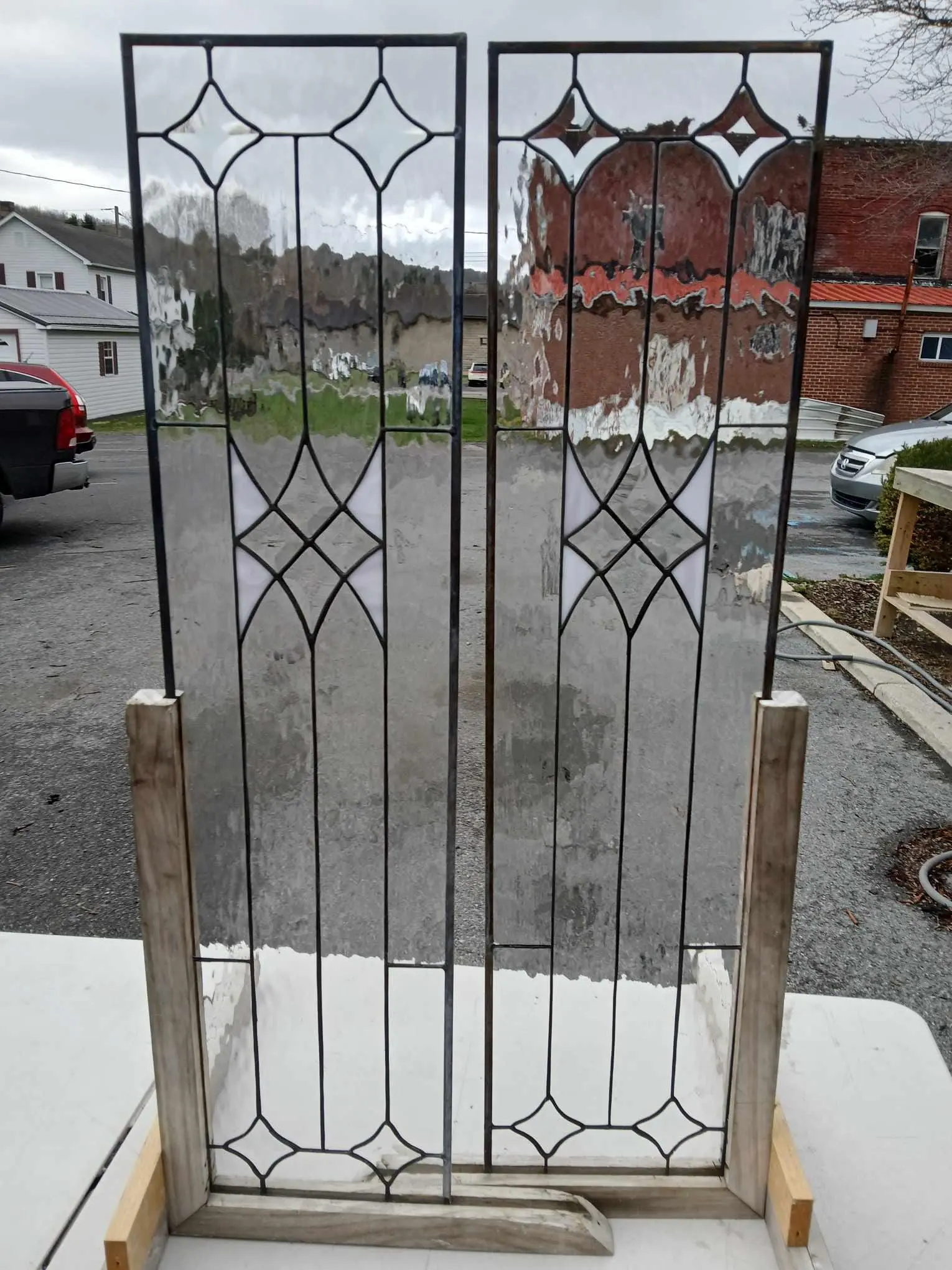 Diamond and Clarity Timeless Texture Waterglass and Beveled Stars Stained Glass Cabinet Inserts CI-92