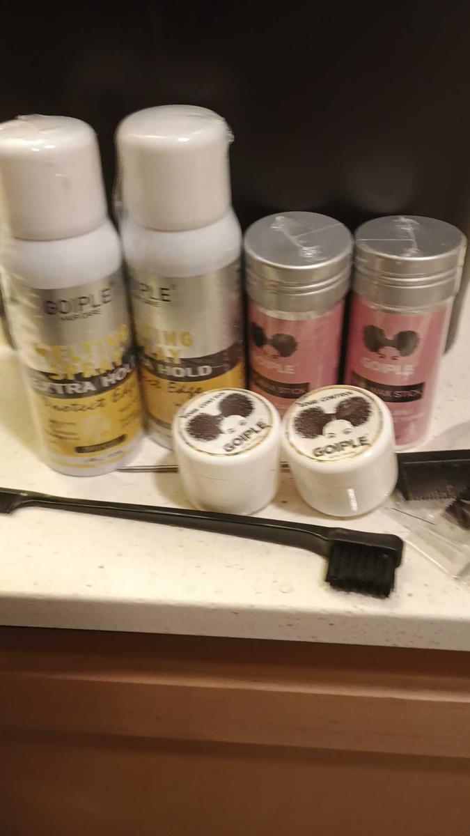 Item: WIG INSTALLATION SET