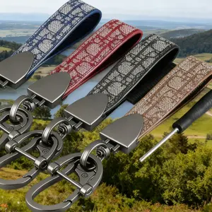 Luxury Genuine Leather Lanyard Keychain Men Women Square Pattern Gunmetal Buckle Car Keyrings Holder Jewelry Chaveiro Key Chains