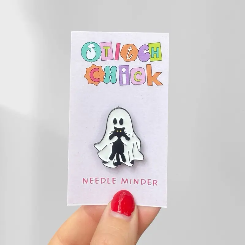 Ghost Cat Spooky Halloween Magnetic Needle Minder