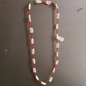 HANDMADE NECKLACE
