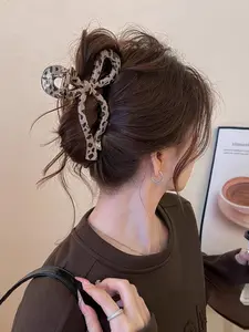 Women's Leopard Print Bow Hair Clip, Fashionable Women's Accessory, Perfect for All Seasons, Stylish Headpiece for Daily Wear, Bow Detail, Leopard Pattern, Fashionable Accessories