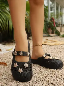 Women's Star Decor Woven Closed Toe Mules, Hollow Out Rhinestone Sandals, Non-Slip Soft Sole Summer Slides for Indoor Outdoor