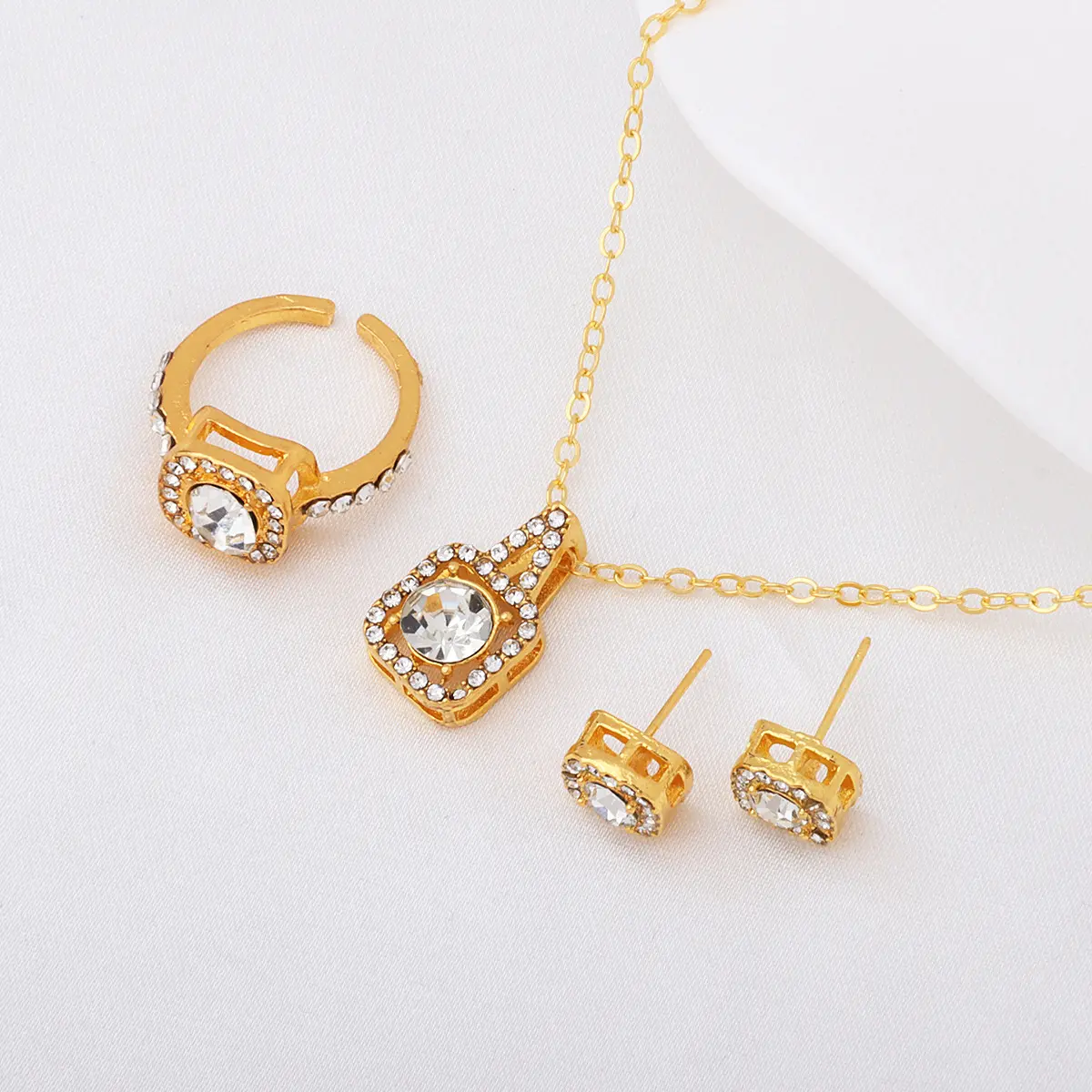 MS8057 Gold 3 Piece Set
