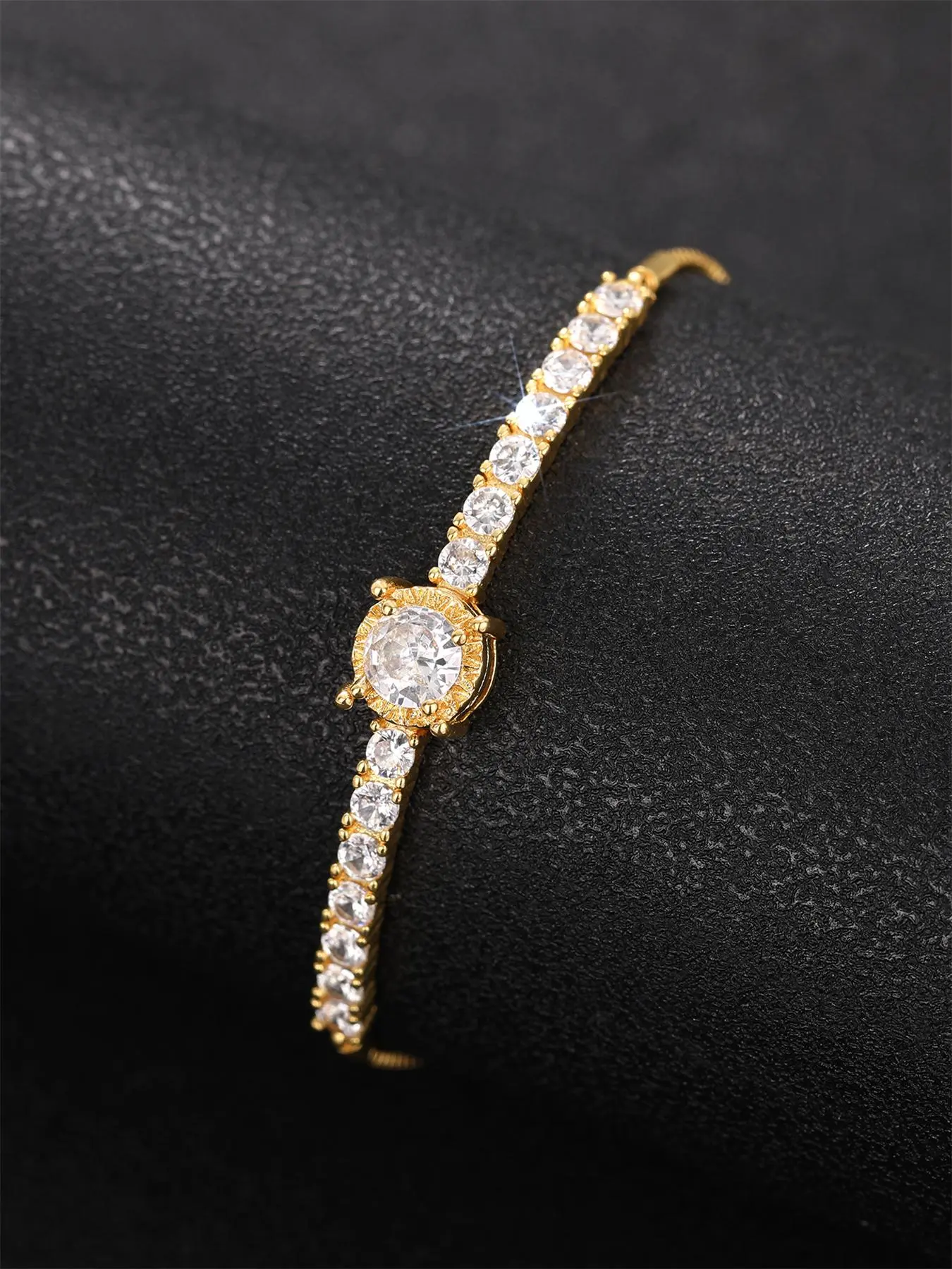 Elegant Rhinestone Decorated Bangle for Women, Exquisite Trendy Bangle for Gift, Fashionable Jewelry for Women As Gift, Rhinestone Decor Bangles