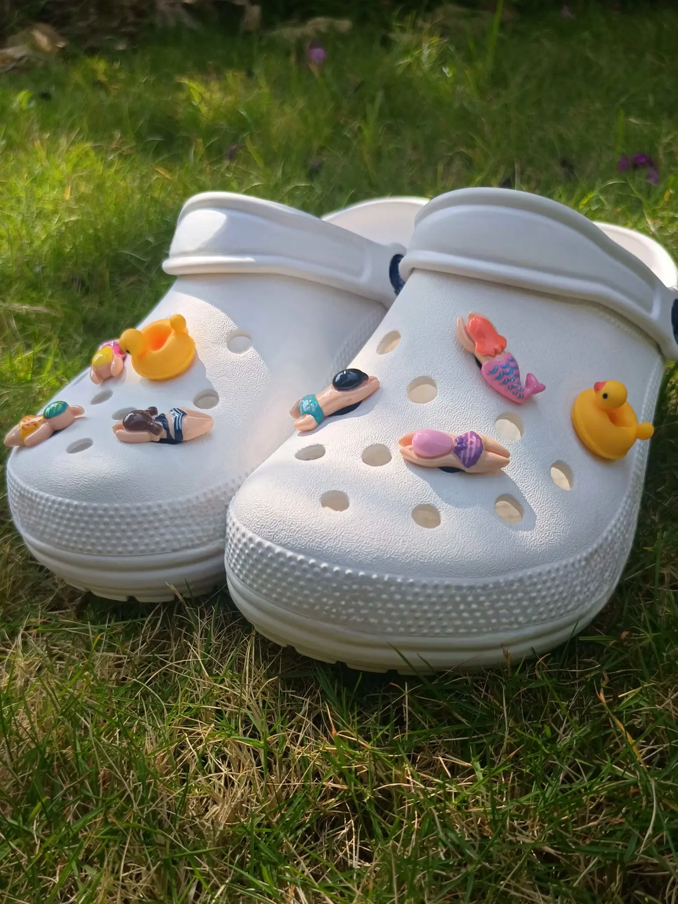 8-Pack 3D Swimming Man & Duck Shoe Charms, Clog Sandals Decor, Mermaid Theme Party Decorations, Resin Shoe Accessories for Kids' Shoes and Bracelets