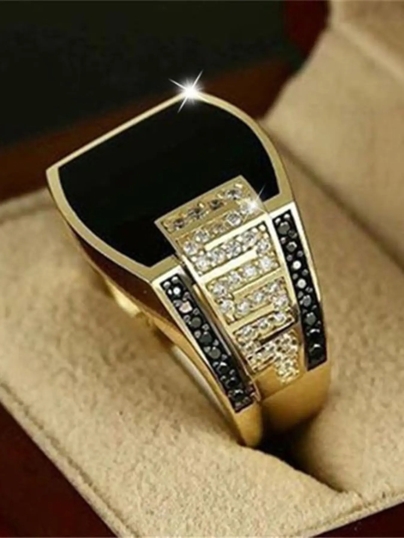 Men's Gold Obsidian Ring, Full Diamond Hip Hop Style High-End Finger Ring, Bold Design and Stylish Jewelry Accessory, Statement Multi Ring