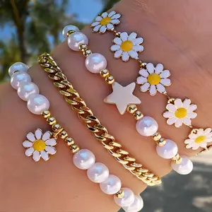 4PCS Boho Daisy & Pearl Bracelet Set – Vintage Charm with Enamel Stars & Beads 17KM